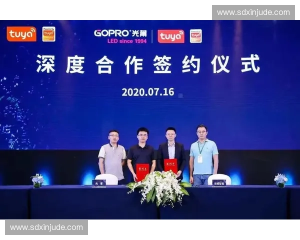 体育品牌跨界合作探索：如何通过联名打造全新市场价值与消费者体验